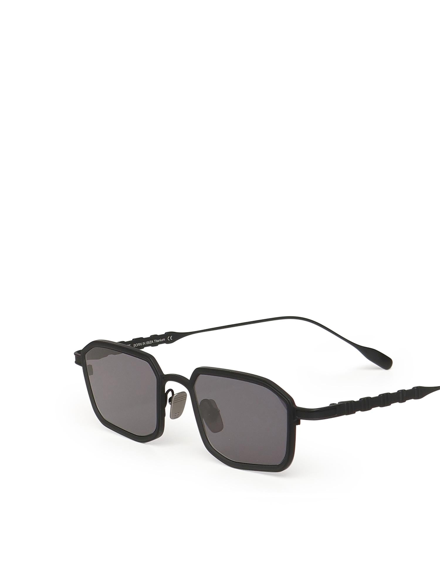 Occhiali da sole in titanio CPT82 BLK BLK CAPOTE 