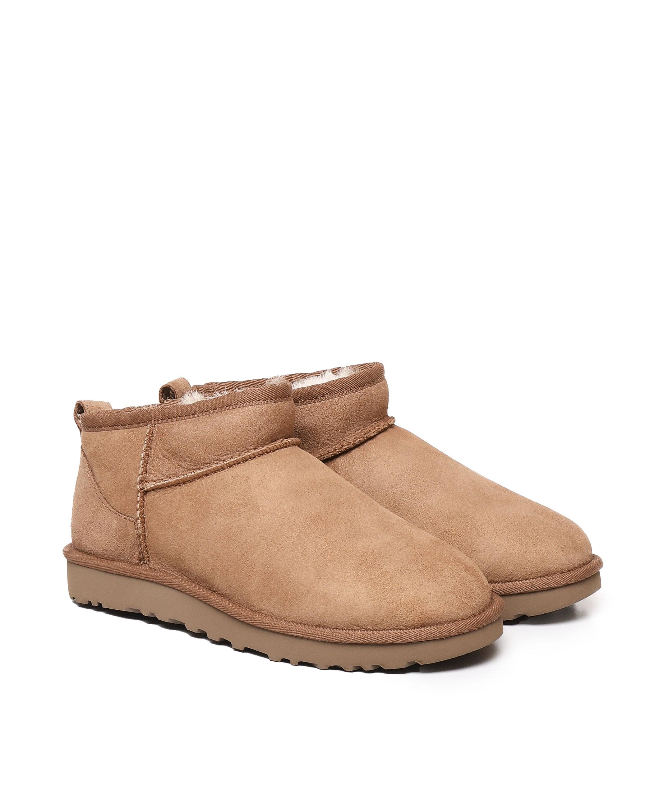 Stivali Classic Ultra Mini 1116109 CHE UGG 