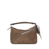 Borsa Featherlight Puzzle piccola in nabuk A510PLSX03 6423 LOEWE 