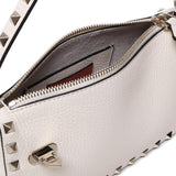 Borsa piccola a tracolla Rockstud in vitello 8W2B0J47 VSFI16 VALENTINO GARAVANI 