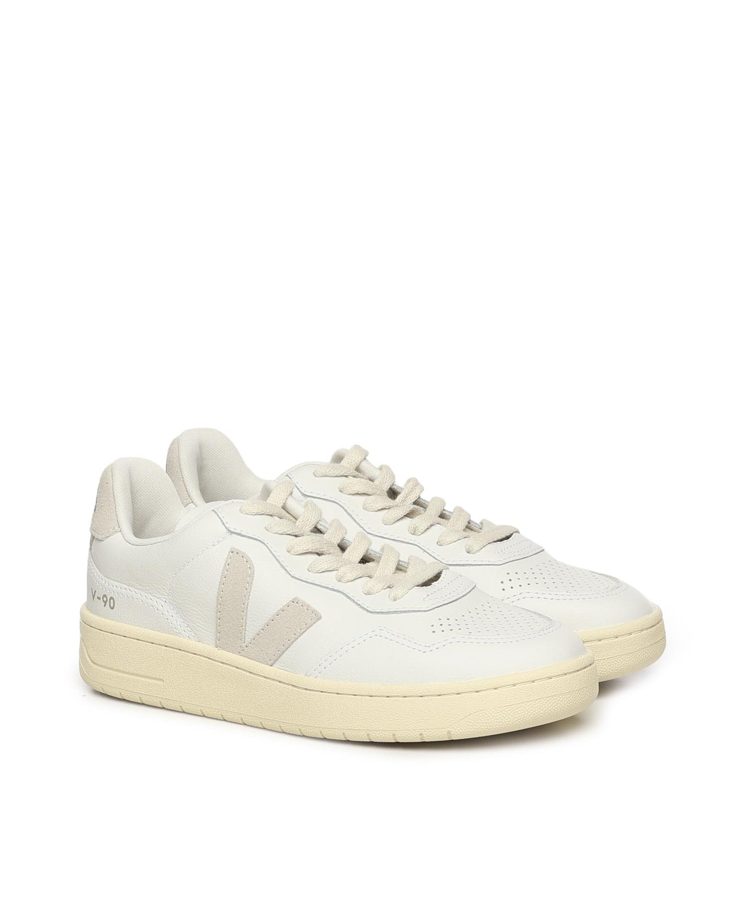 Sneakers V-90 VD2003655  VEJA 