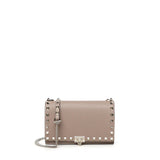Mini bag con catena Rockstud in vitello granato 8W2P0Y59 VSHP45 VALENTINO GARAVANI 