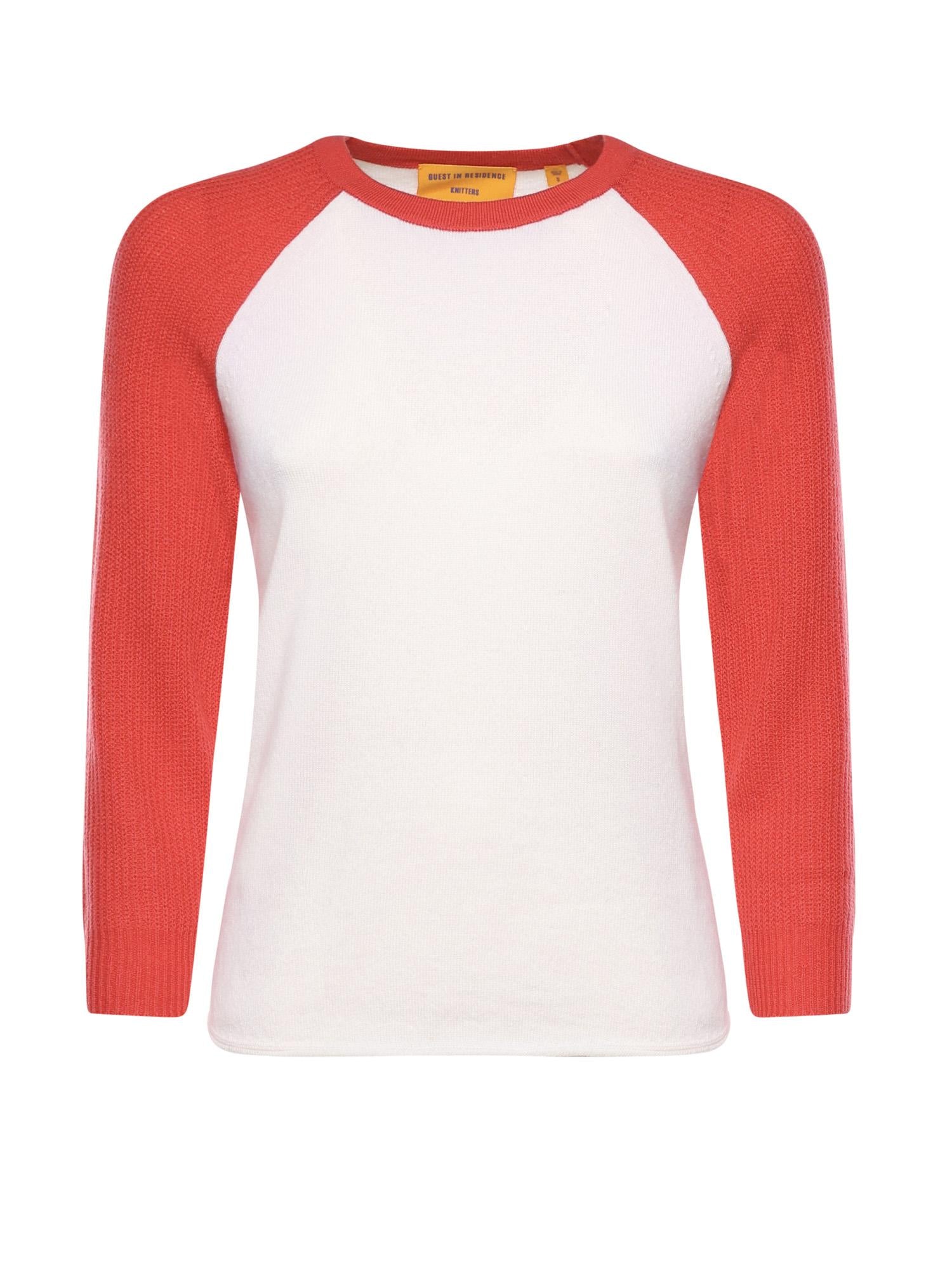 Baseball tee in cashmere W40610JL CREAM/SCARLET GUEST IN RESIDENCE 