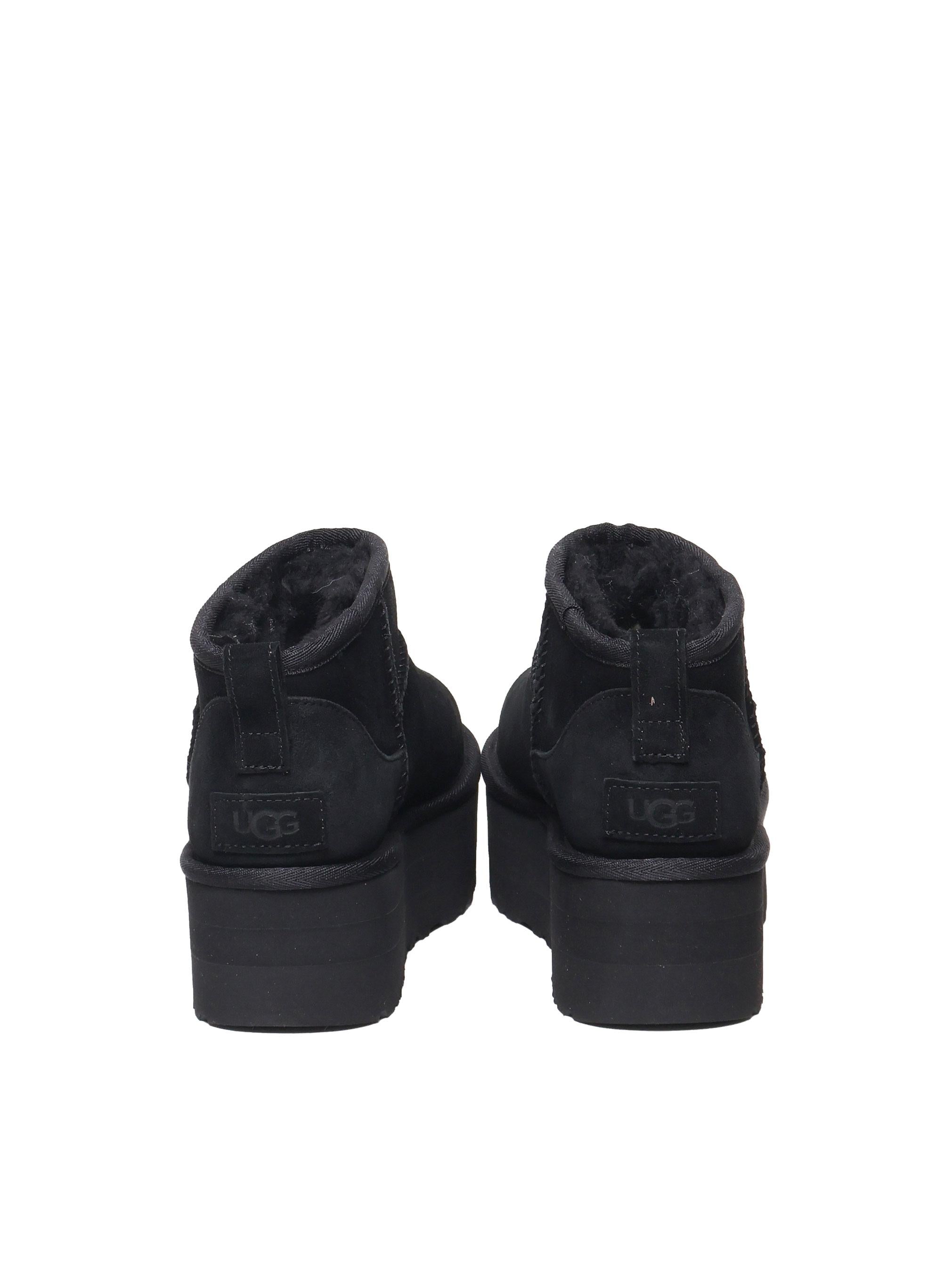 Stivali Classic Ultra Mini con plateau 1135092 BLK UGG 