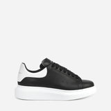 Sneakers oversize in pelle con talloncino a contrasto 553770 WHGP51070 ALEXANDER McQUEEN 