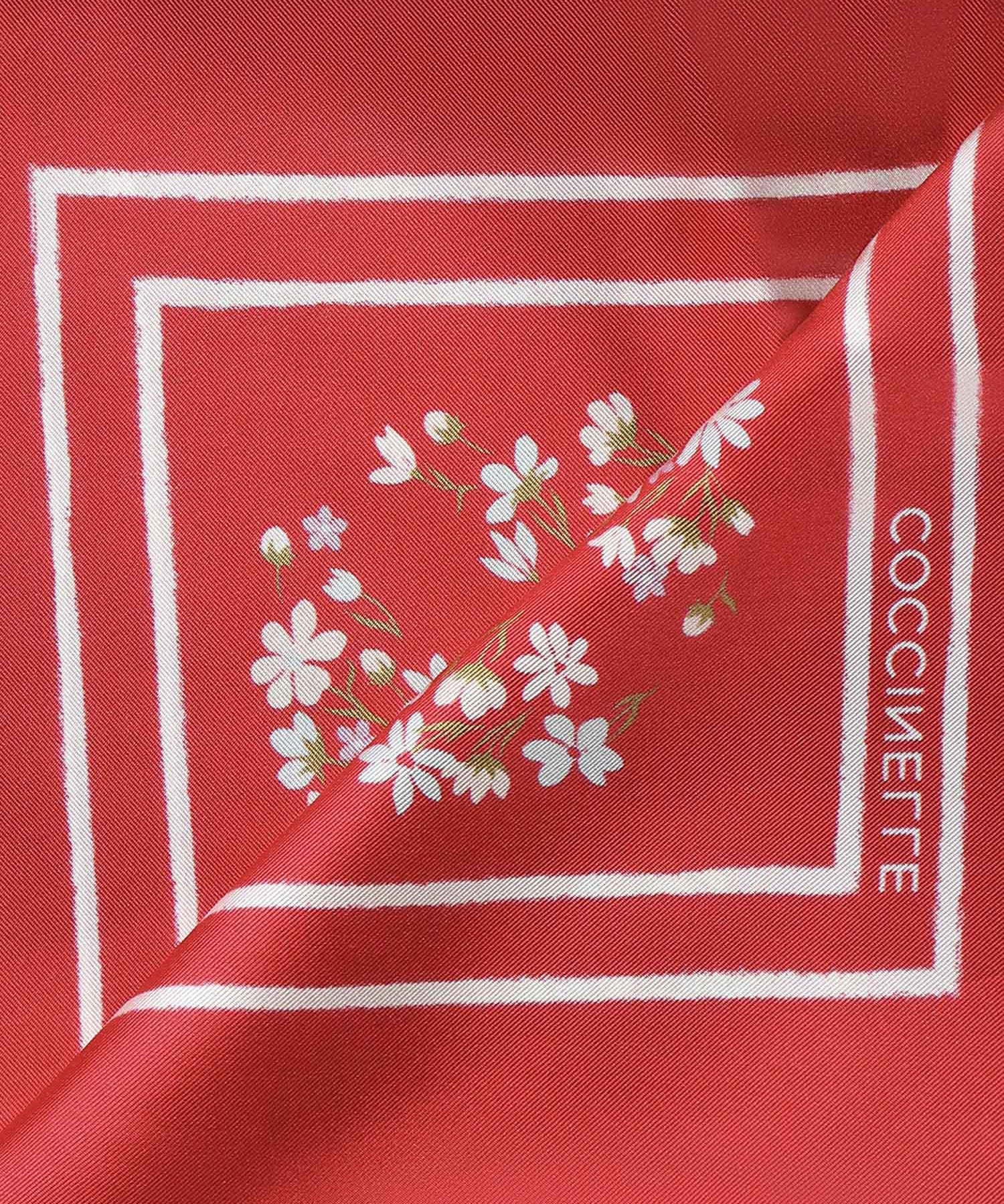 Foulard in seta con stampa E7UYE380101 M42 COCCINELLE 