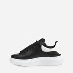 Sneakers oversize in pelle con talloncino a contrasto 553770 WHGP51070 ALEXANDER McQUEEN 