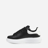 Sneakers oversize in pelle con talloncino a contrasto 553770 WHGP51070 ALEXANDER McQUEEN 