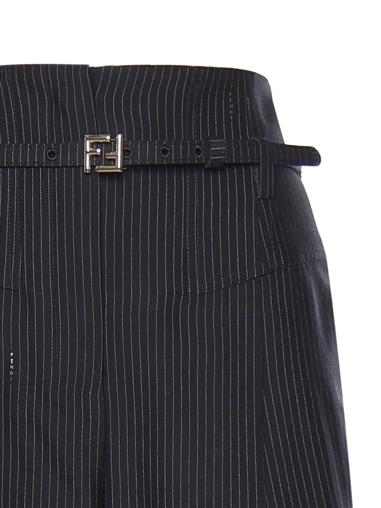 Pantaloni in lana gessata FR6673 AW7IF0QG3 FENDI 
