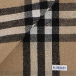 Sciarpa reversibile in cashmere con EKD 8073768 A7026 BURBERRY 