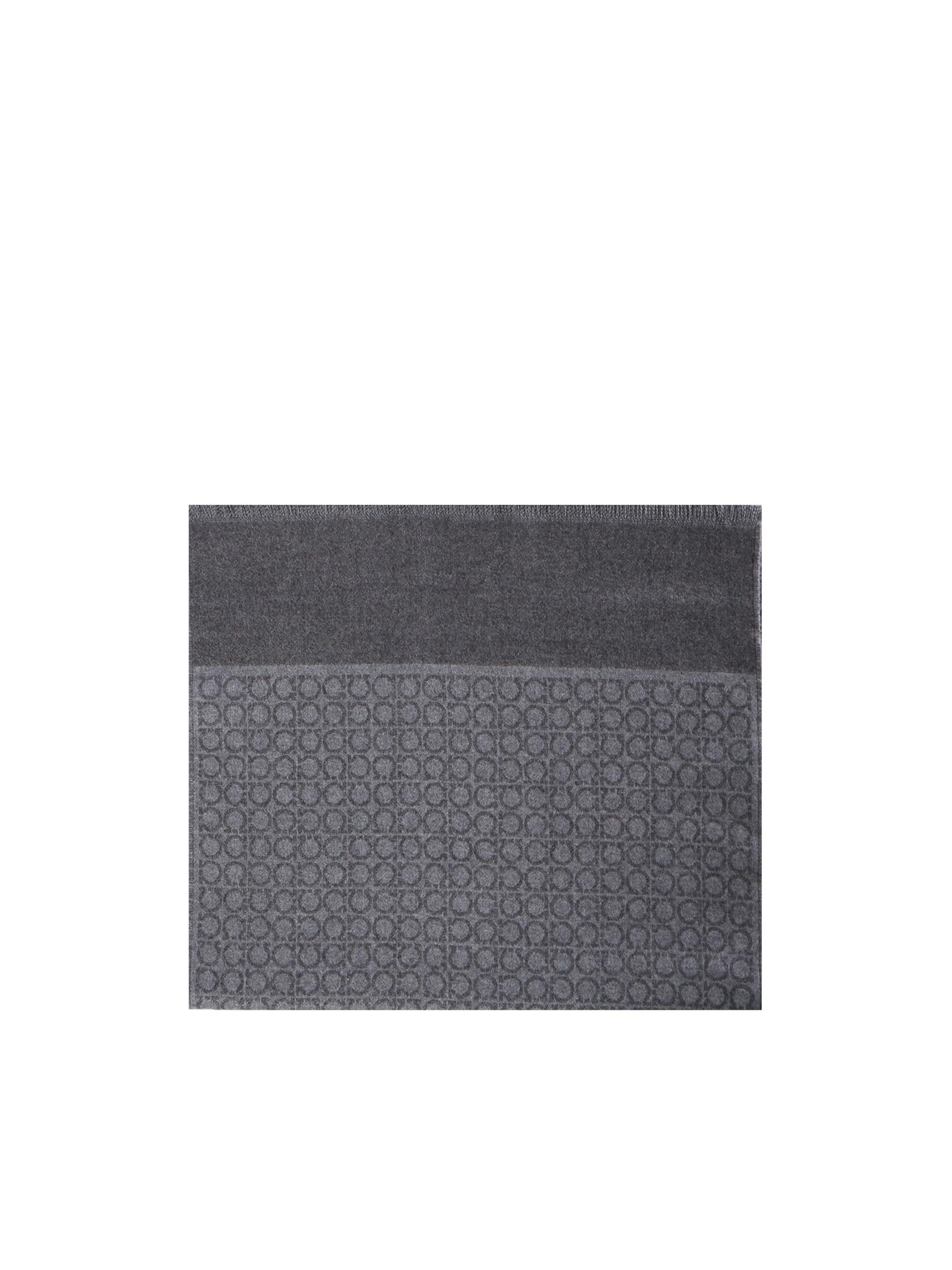 Stola Gancini in cashmere 527047 671684003 FERRAGAMO 