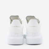 Sneakers oversize realizzate in pelle  pe 2021 553770 WHGP09000 ALEXANDER McQUEEN 