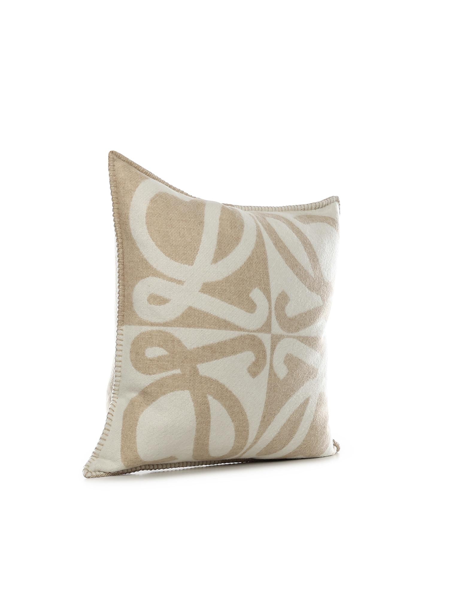 Cuscino in lana e cashmere TSF3HM2W02 2692 LOEWE 