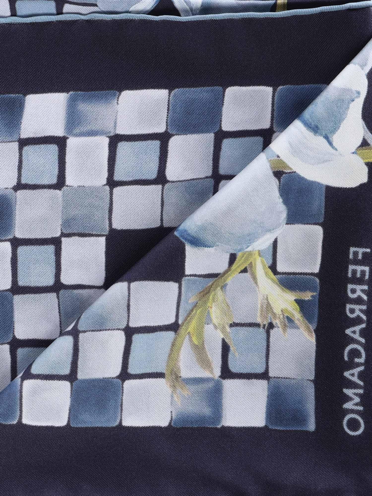 Foulard in seta con stampa 310207 785306004 FERRAGAMO 