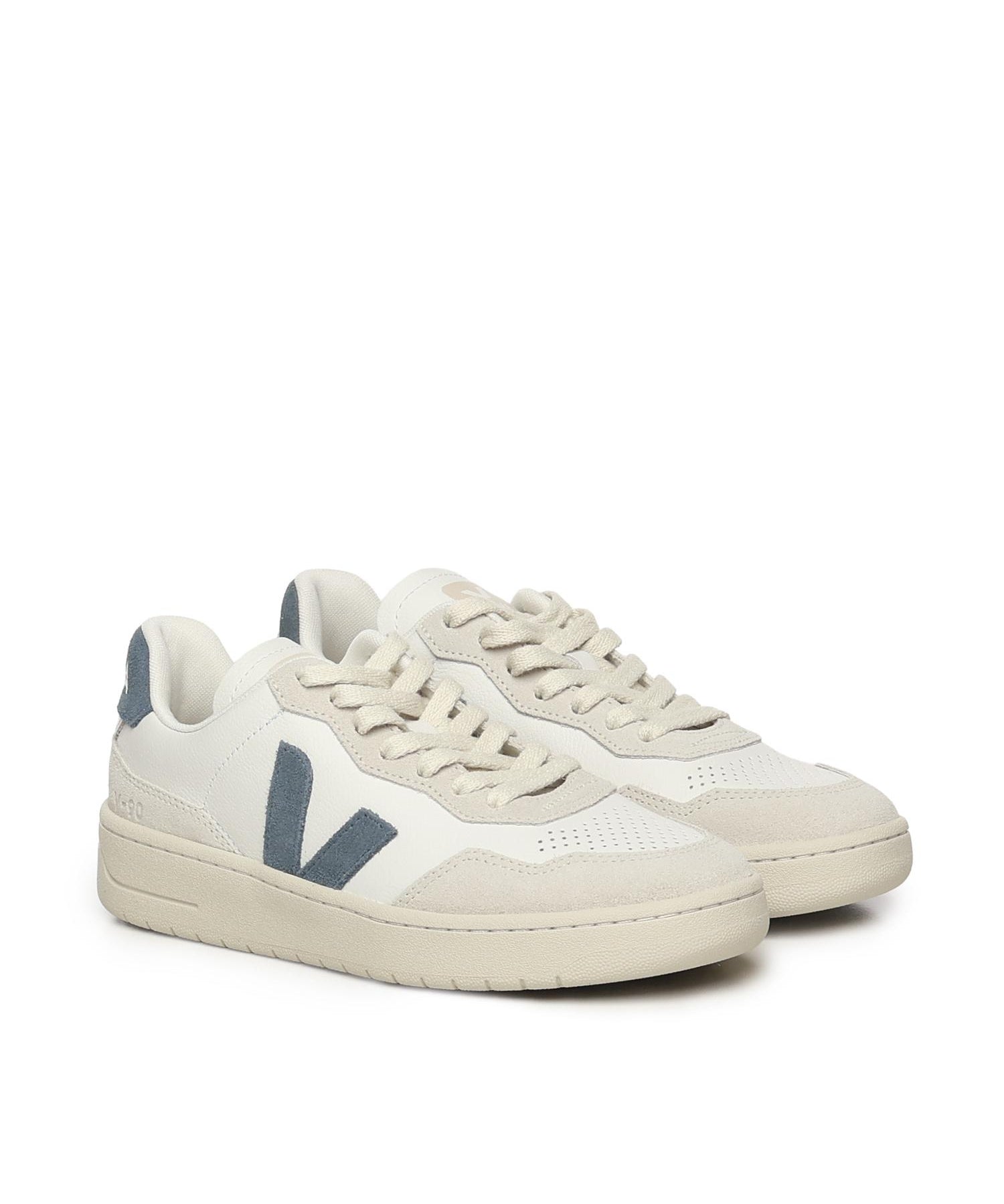 Sneakers V-90 VD2003845  VEJA 