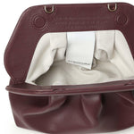 Clutch Tia<BR/> TMFW25TN120 PRUNE THEMOIRè 