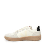Sneakers V-82 VE3320759  VEJA 