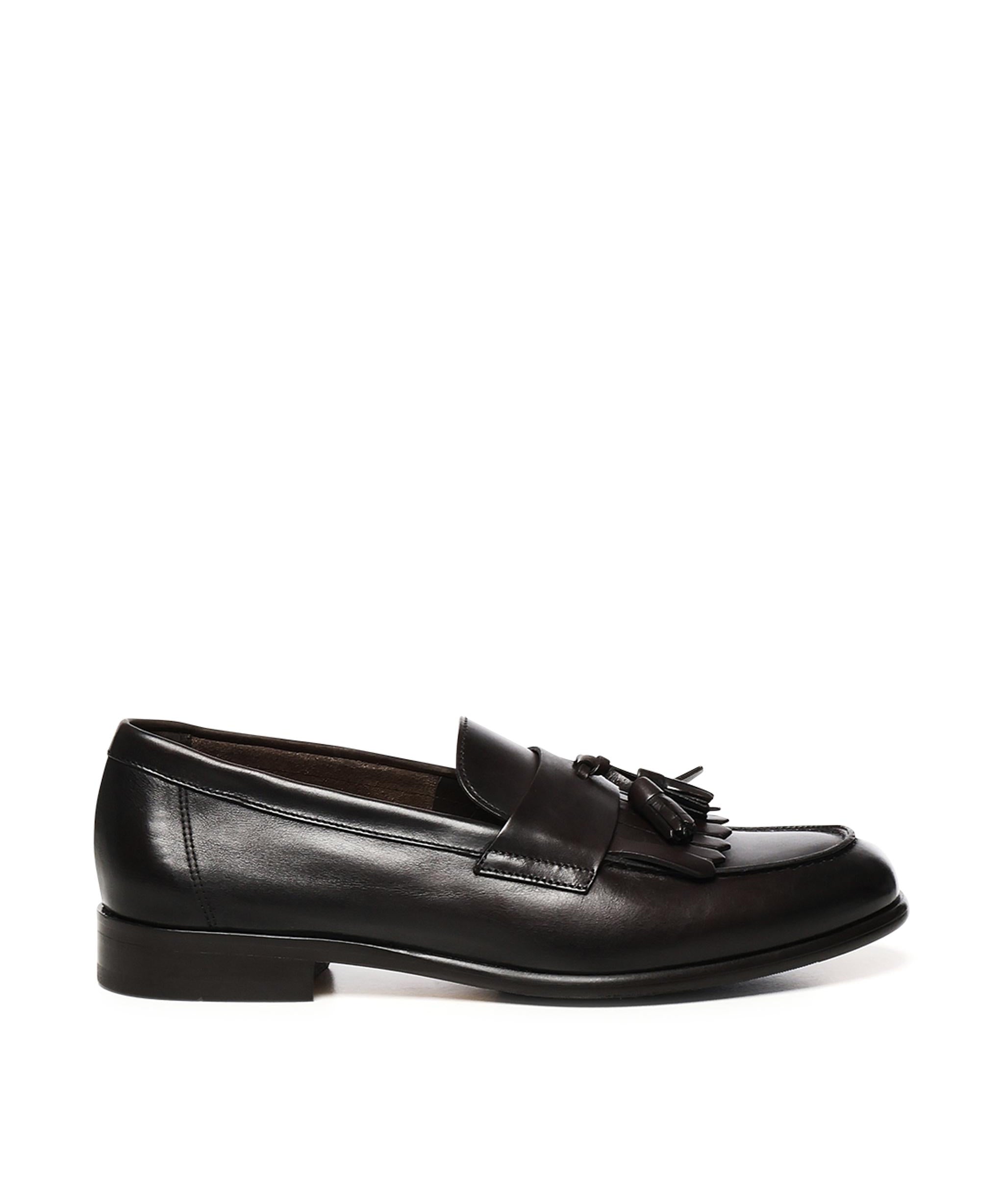 Mocassino con nappine e frangia in pelle DU3399STRAUY188 TM00 DOUCAL'S 