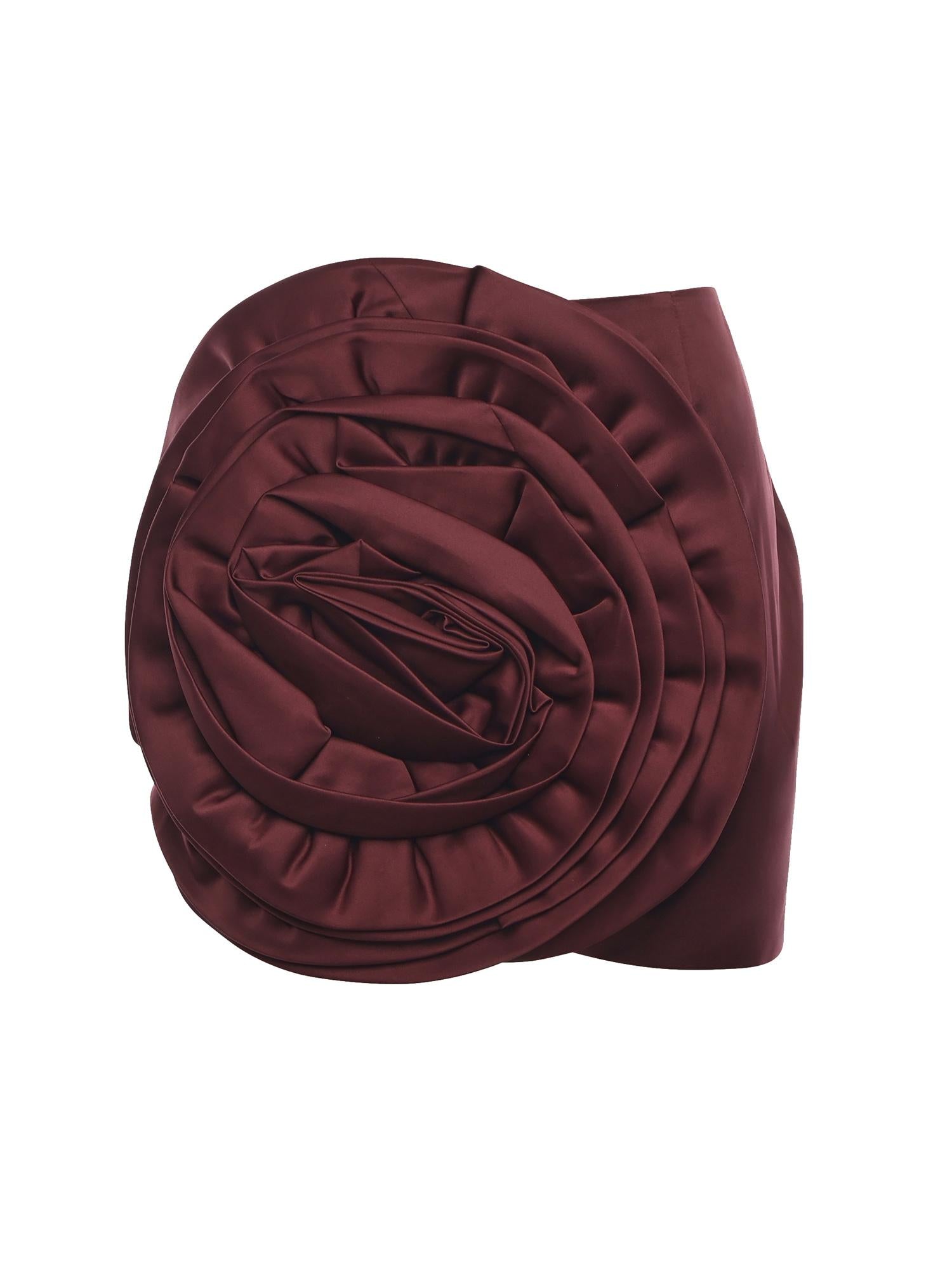 Minigonna in raso con fiore 114820 2734 ROTATE 