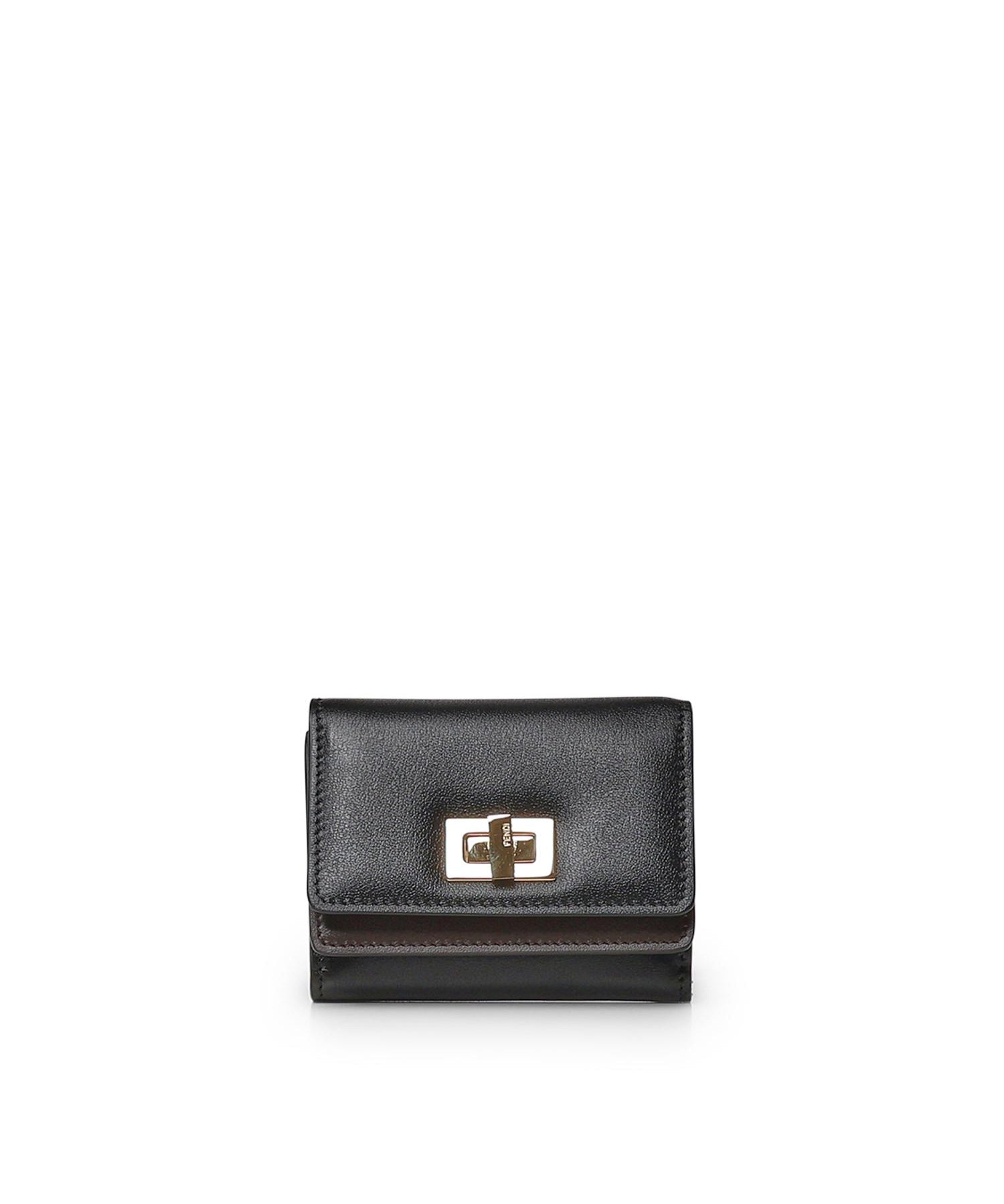 Portafoglio Small Trifold Fendi Way in pelle 8M0555 AWR7F1DDQ FENDI 