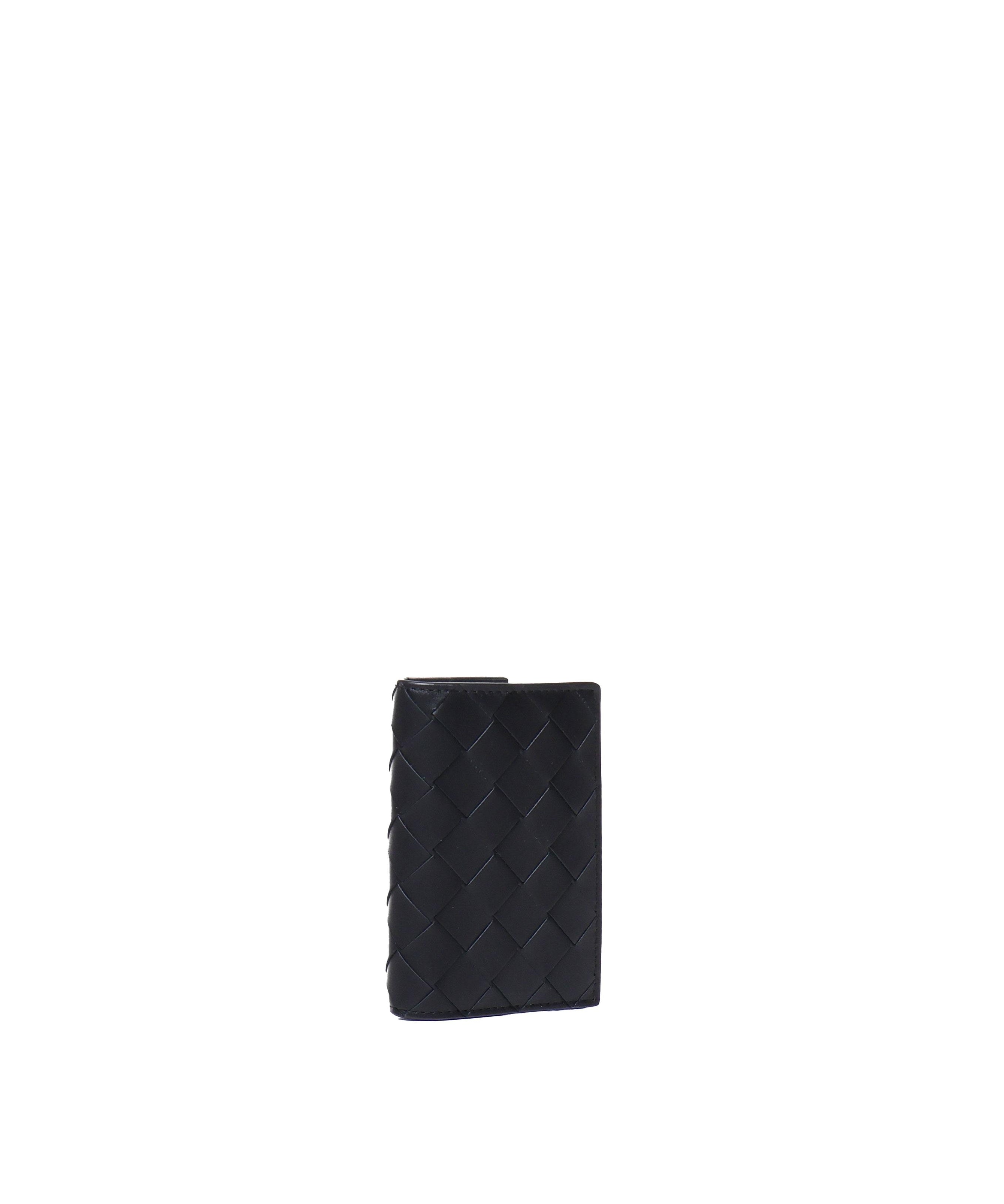 Porta carte Intrecciato in pelle con patta 749417 VCPQ48803 BOTTEGA VENETA 