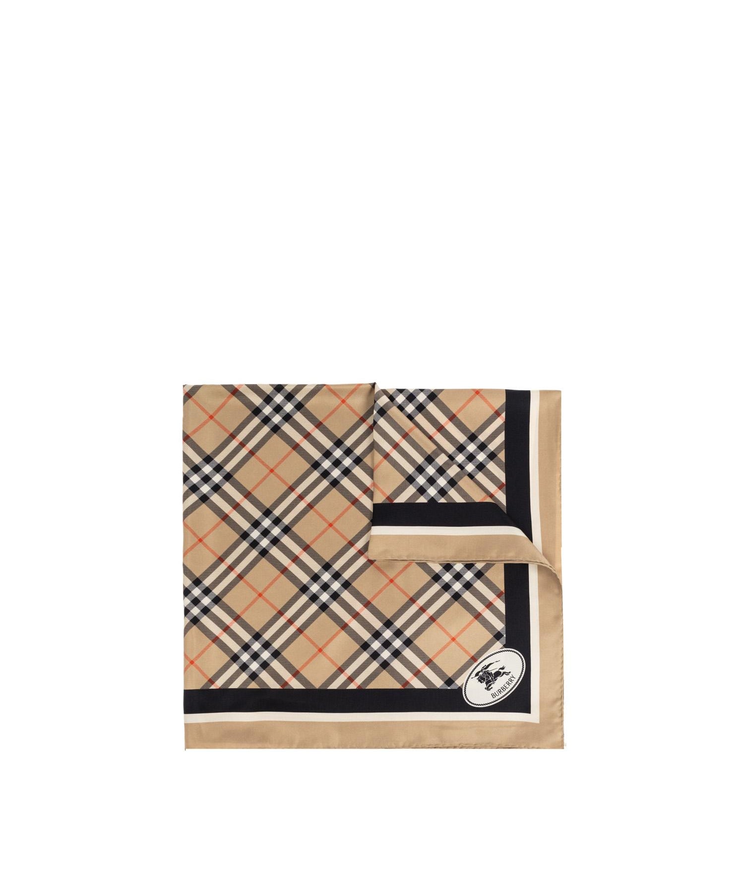 Foulard in seta Check<BR/> 8113048 A2021 BURBERRY 