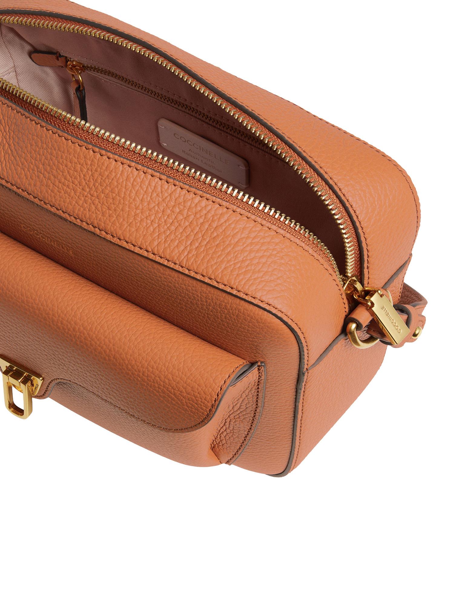Camera bag Beat in pelle E1MF6150601 R41 COCCINELLE 