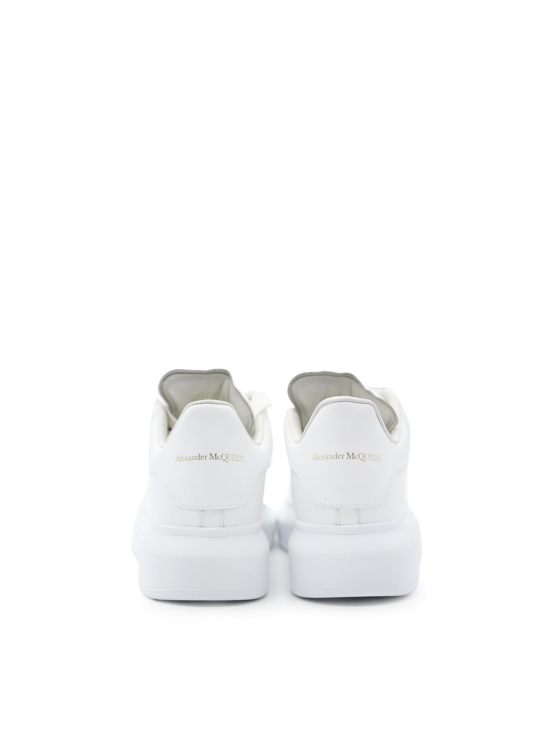 Sneakers oversize realizzate in pelle  pe 2021 553770 WHGP09000 ALEXANDER McQUEEN 