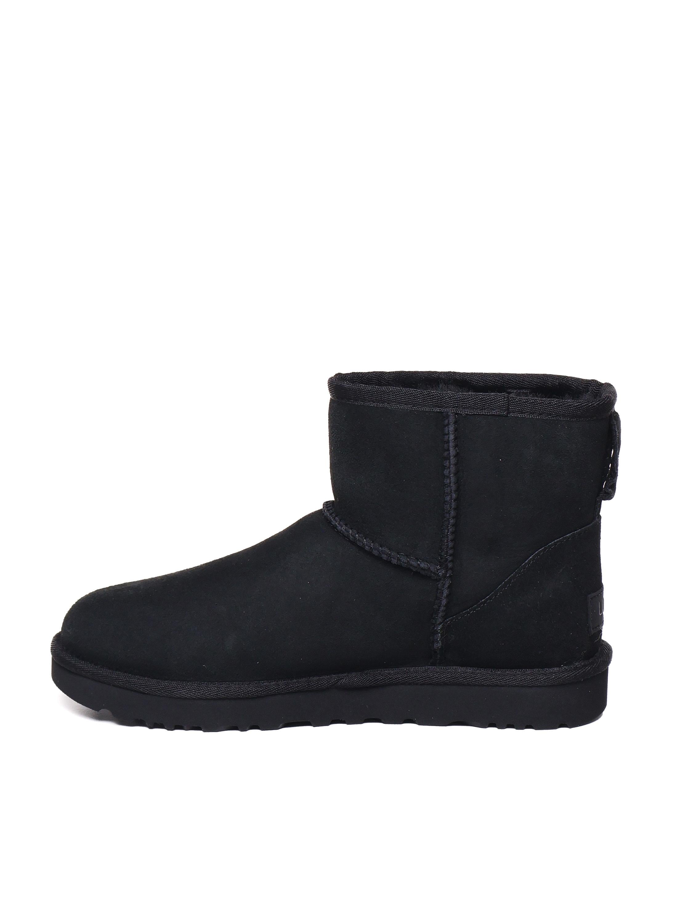 Stivali Mini Classic II <BR/> 1016222 BLK UGG 