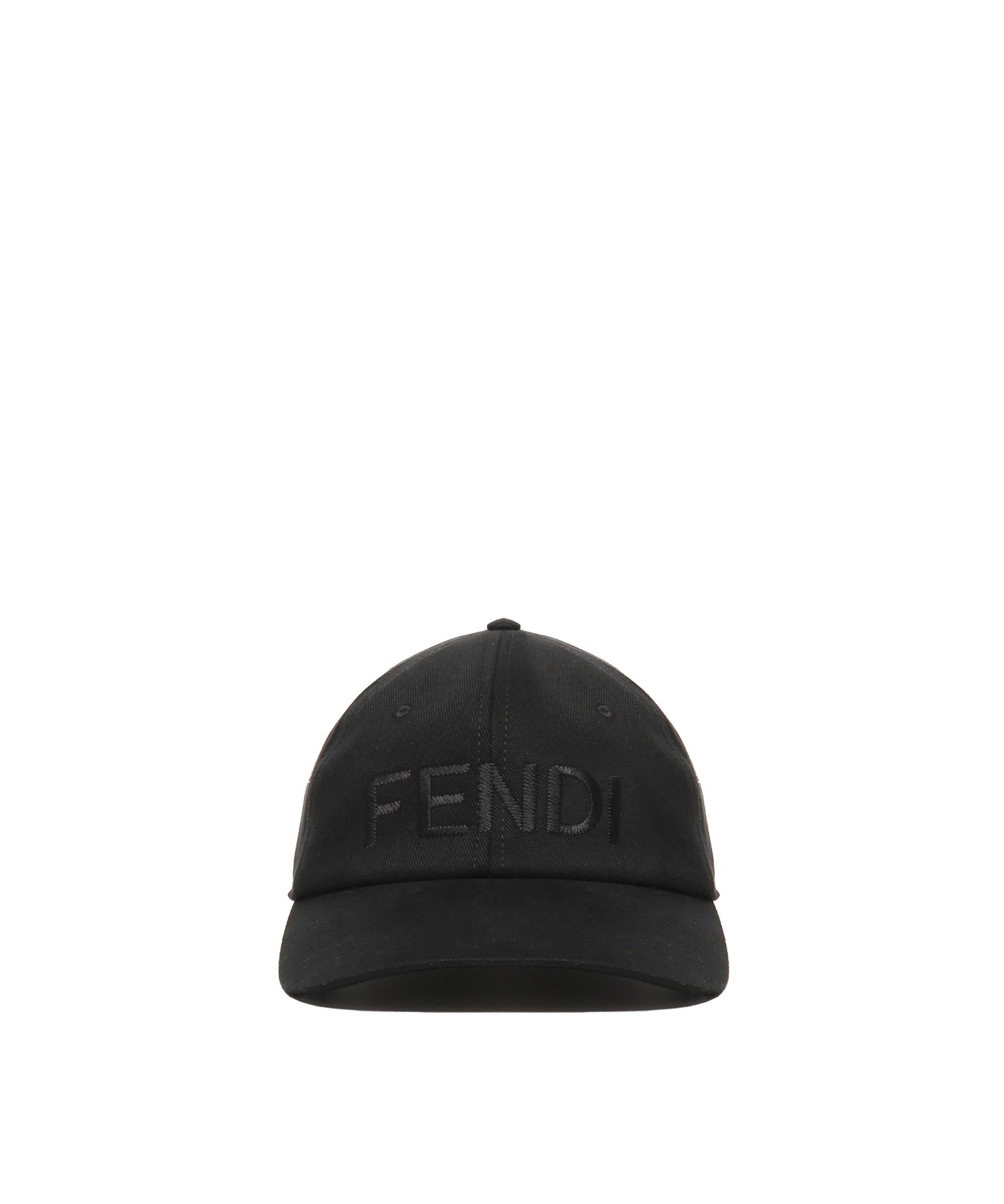 Baseball cap con logo FXQ969 AU3QF0QA1 FENDI 