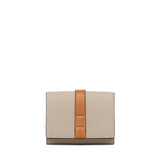 Portafoglio trifold in pelle di vitello granata C660TR2X03 2463 LOEWE 
