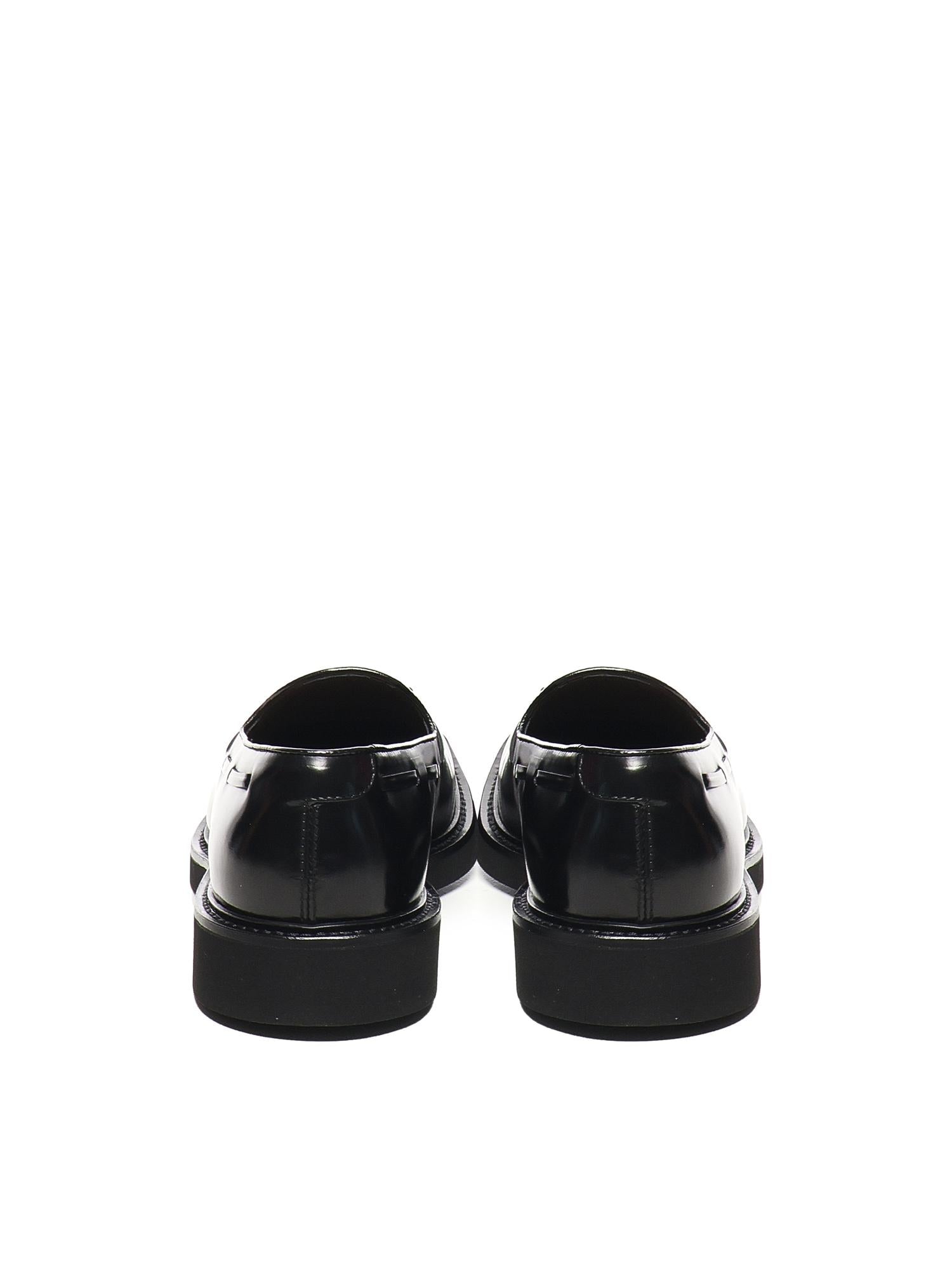 Mocassino con nappine in pelle DU3339VEROUF007 NN00 DOUCAL'S 