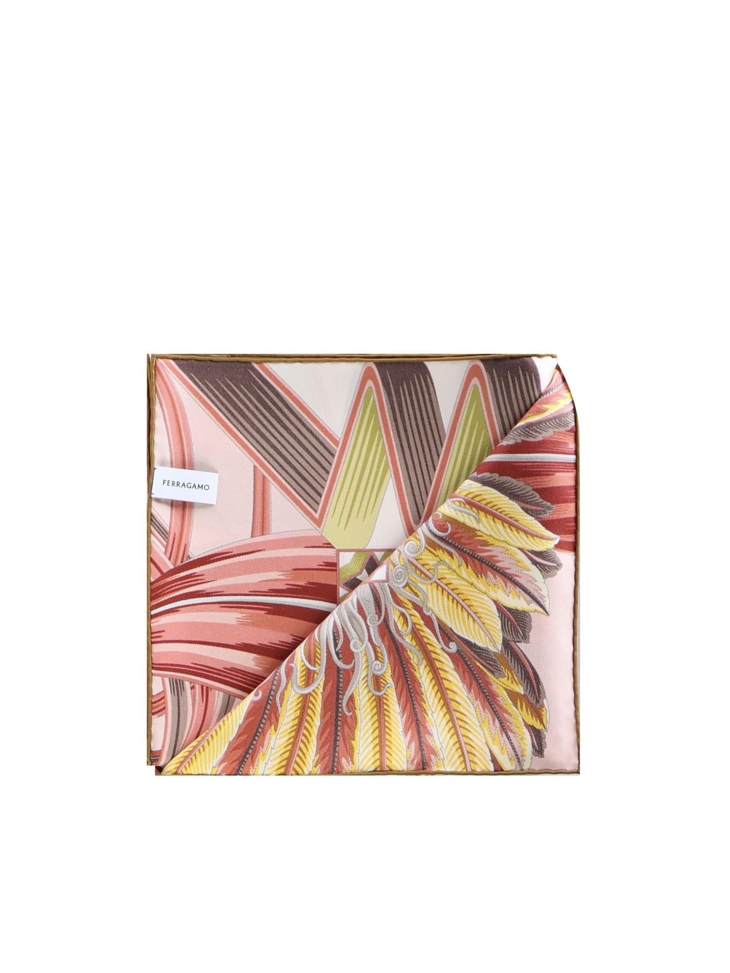Foulard in seta con stampa 310216 785339002 FERRAGAMO 