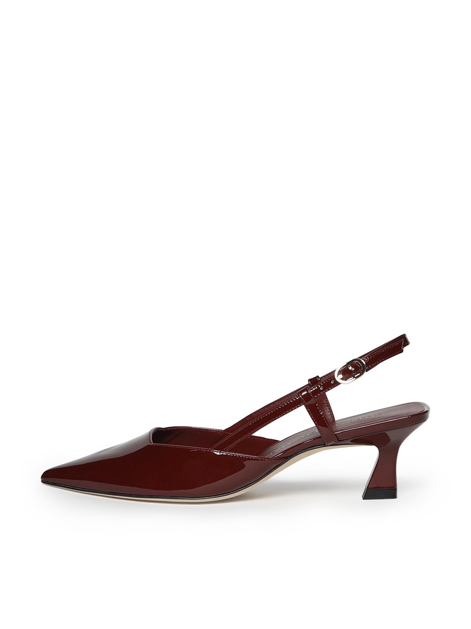 Slingback Vinnie in vernice SJ435 N4E STUART WEITZMAN 