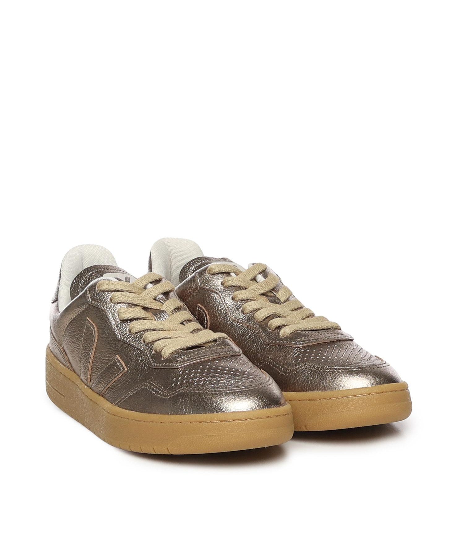 Sneakers V-90 VD2020913  VEJA 