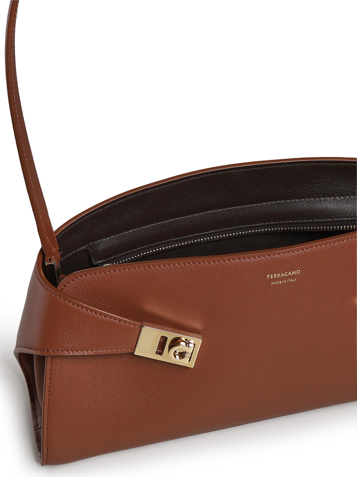 Borsa a spalla Hug East-West in pelle 21A712 795365005 FERRAGAMO 