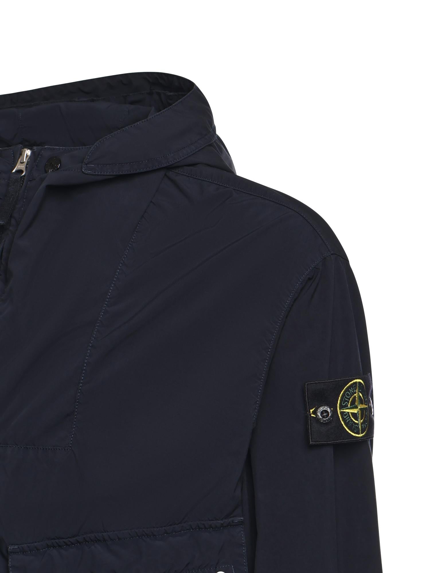 Giacca con cappuccio e logo L1S154100052 S0042V0020 STONE ISLAND 