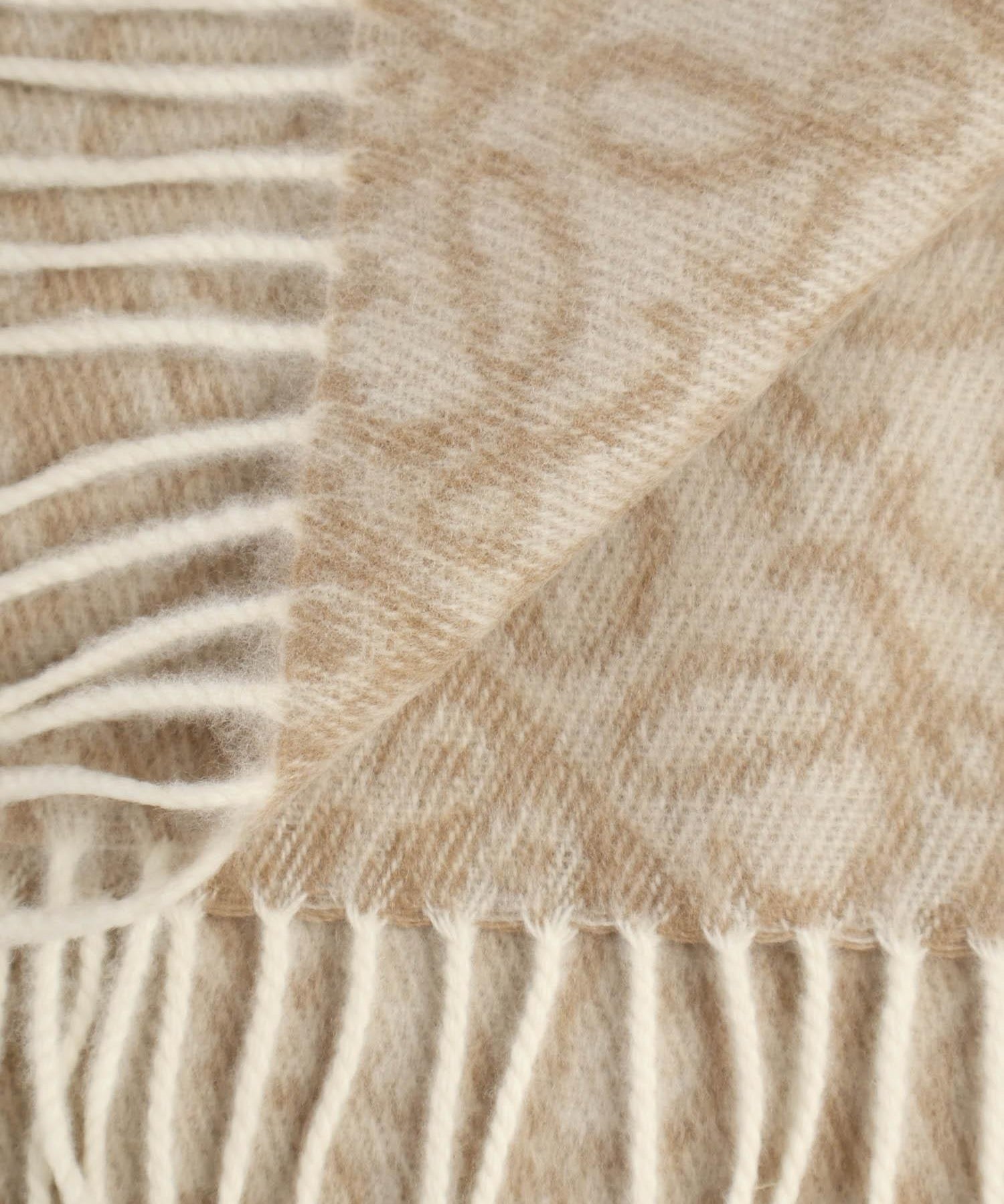 Sciarpa anagram in lana e cashmere F811SS1X01 2140 LOEWE 