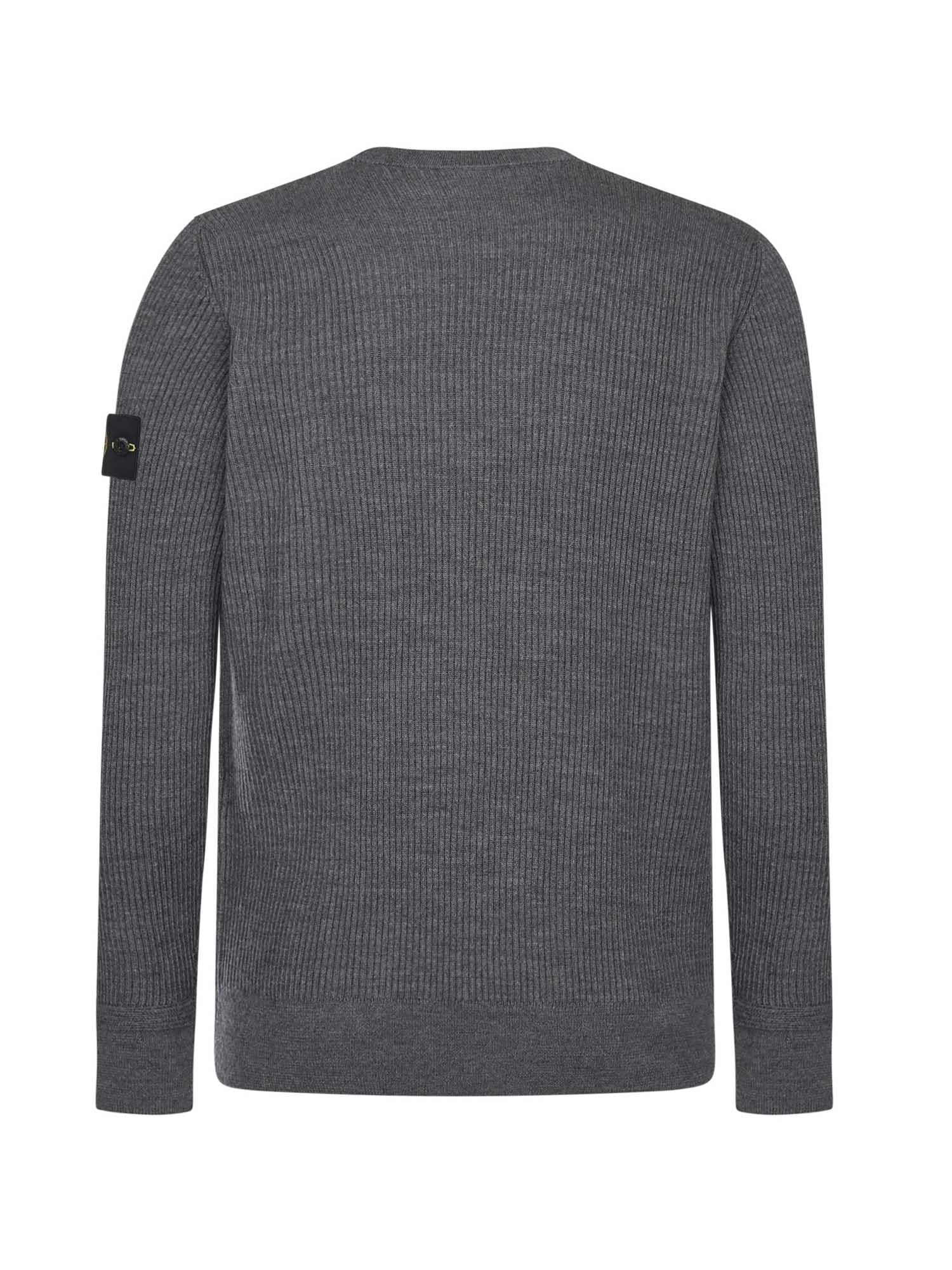 Maglione con bordi a costine K2S155100053 S00C2V0M67 STONE ISLAND 