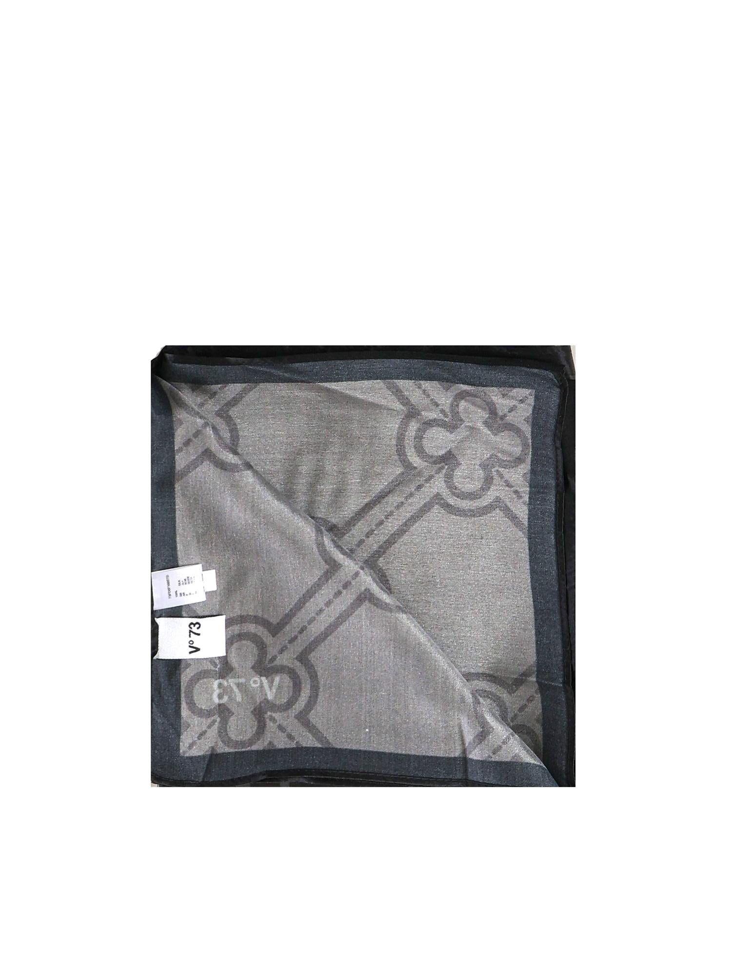 Foulard in seta 73FD8F160 DANAGRIGIO V° 73 