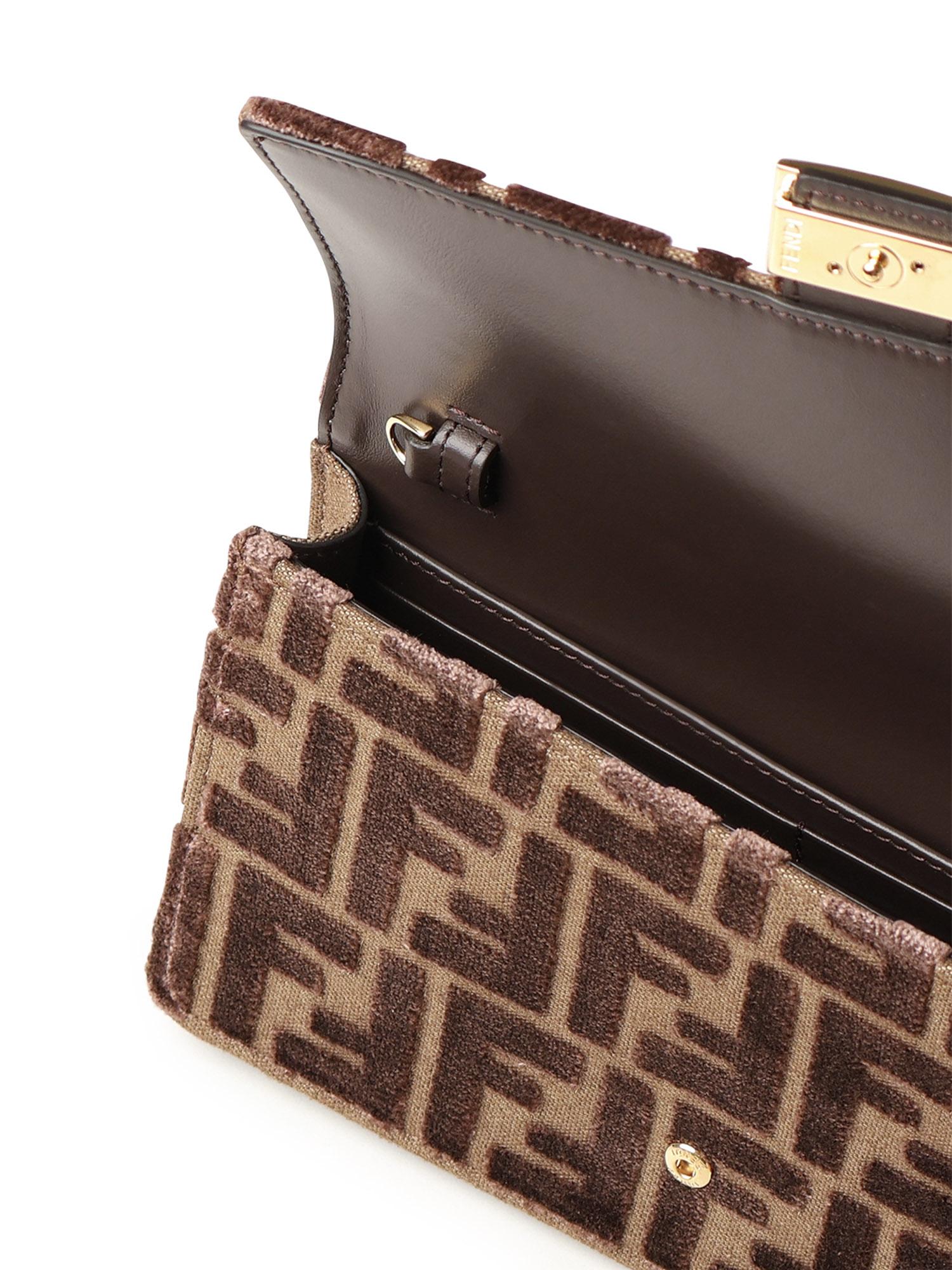 Portafoglio con catena Baguette 8M0498 AT14F0L1B FENDI 