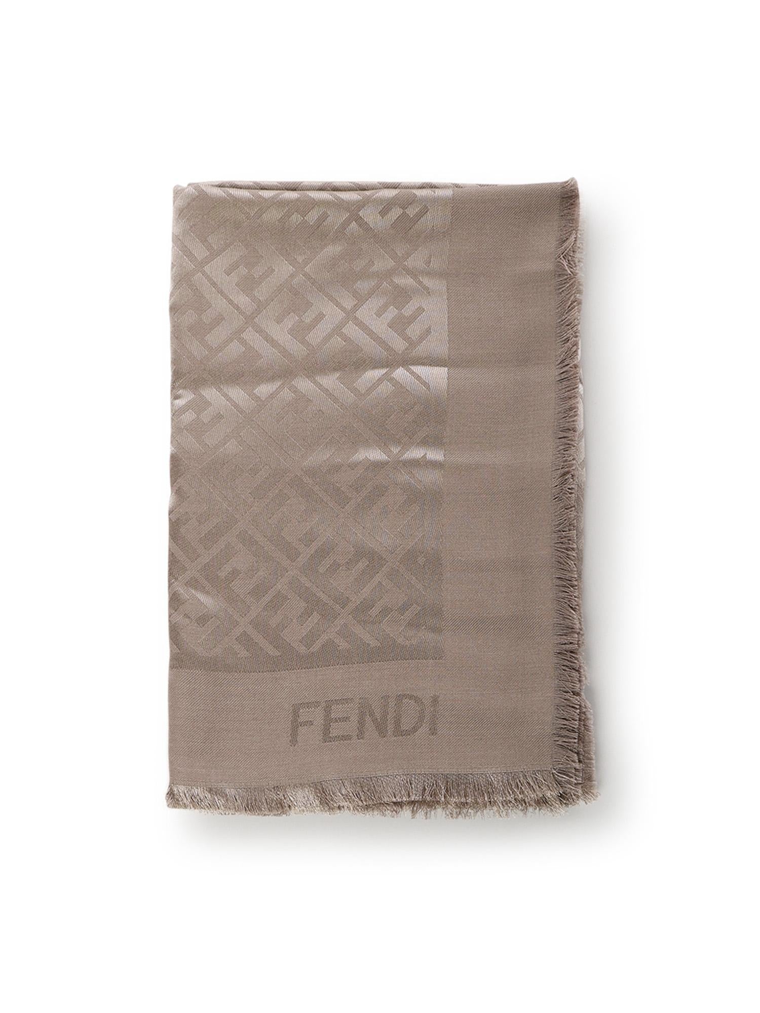 Scialle in seta e lana FF Jacquard FXT069 AJW7F1N3T FENDI 