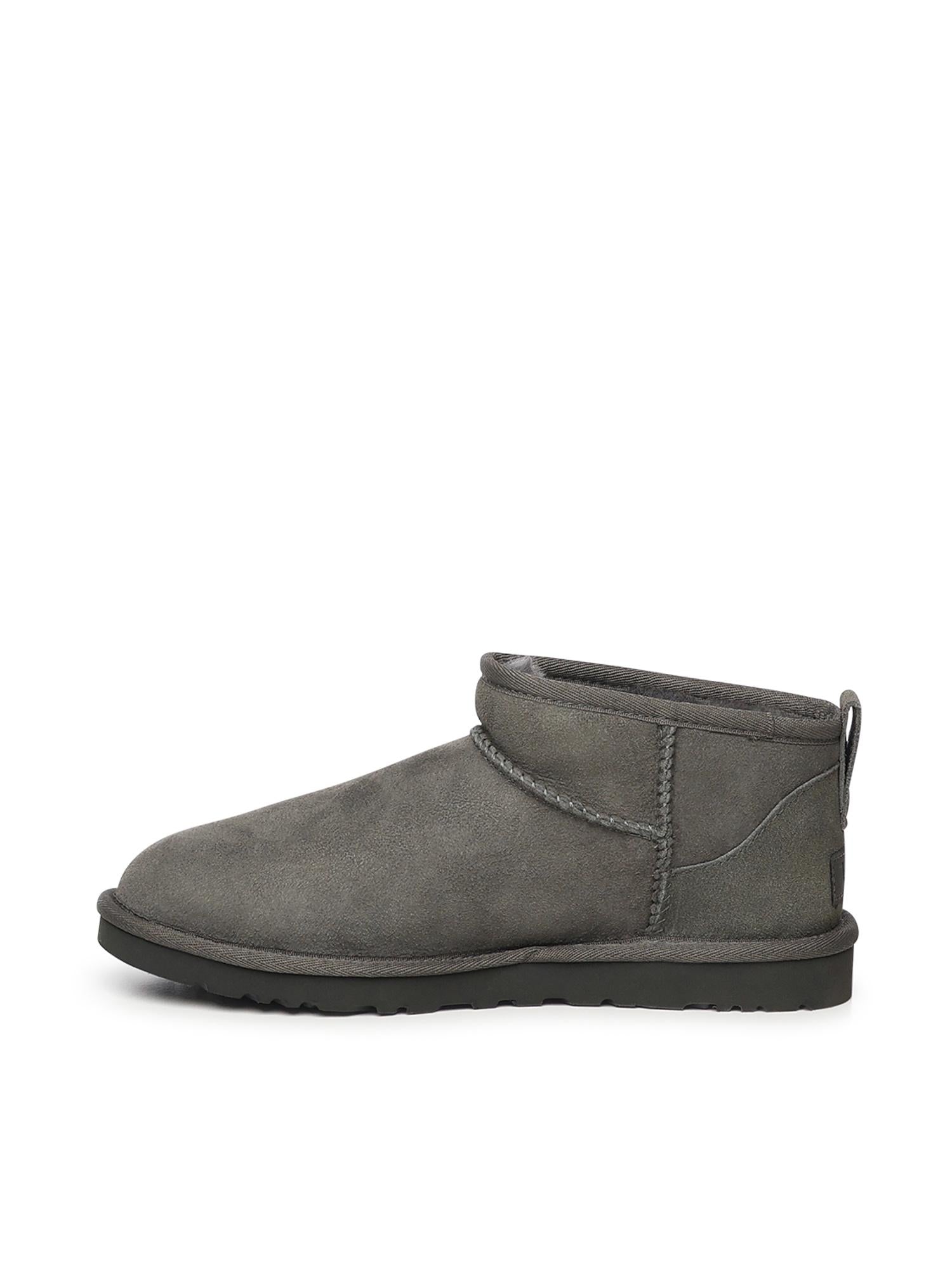 Stivali Classic Ultra Mini 1137391 MLF UGG 