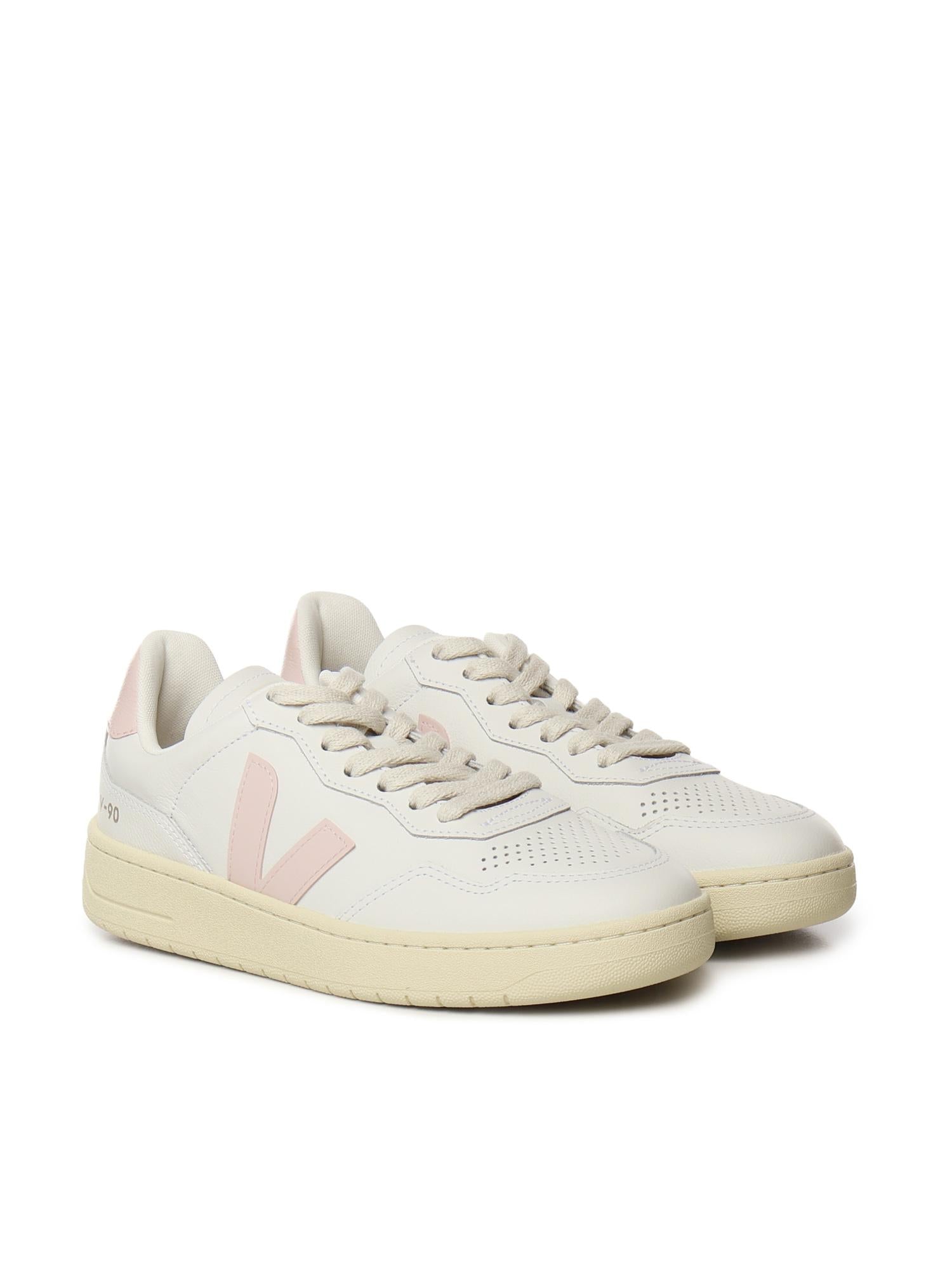 Sneakers V-90<BR/> VD2020911  VEJA 