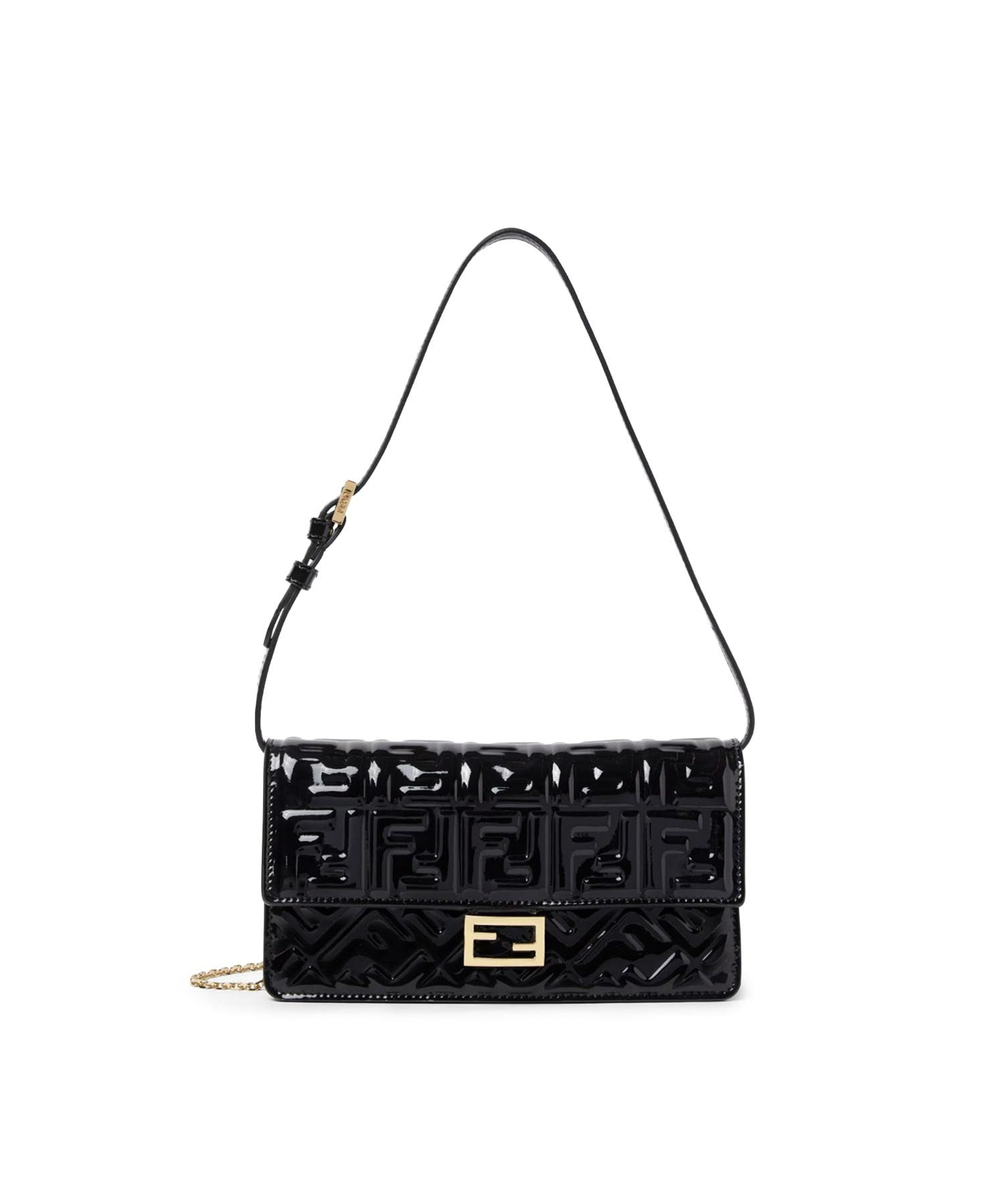 Portafoglio Baguette in vernice 8M0498 AW5OF0KUR FENDI 