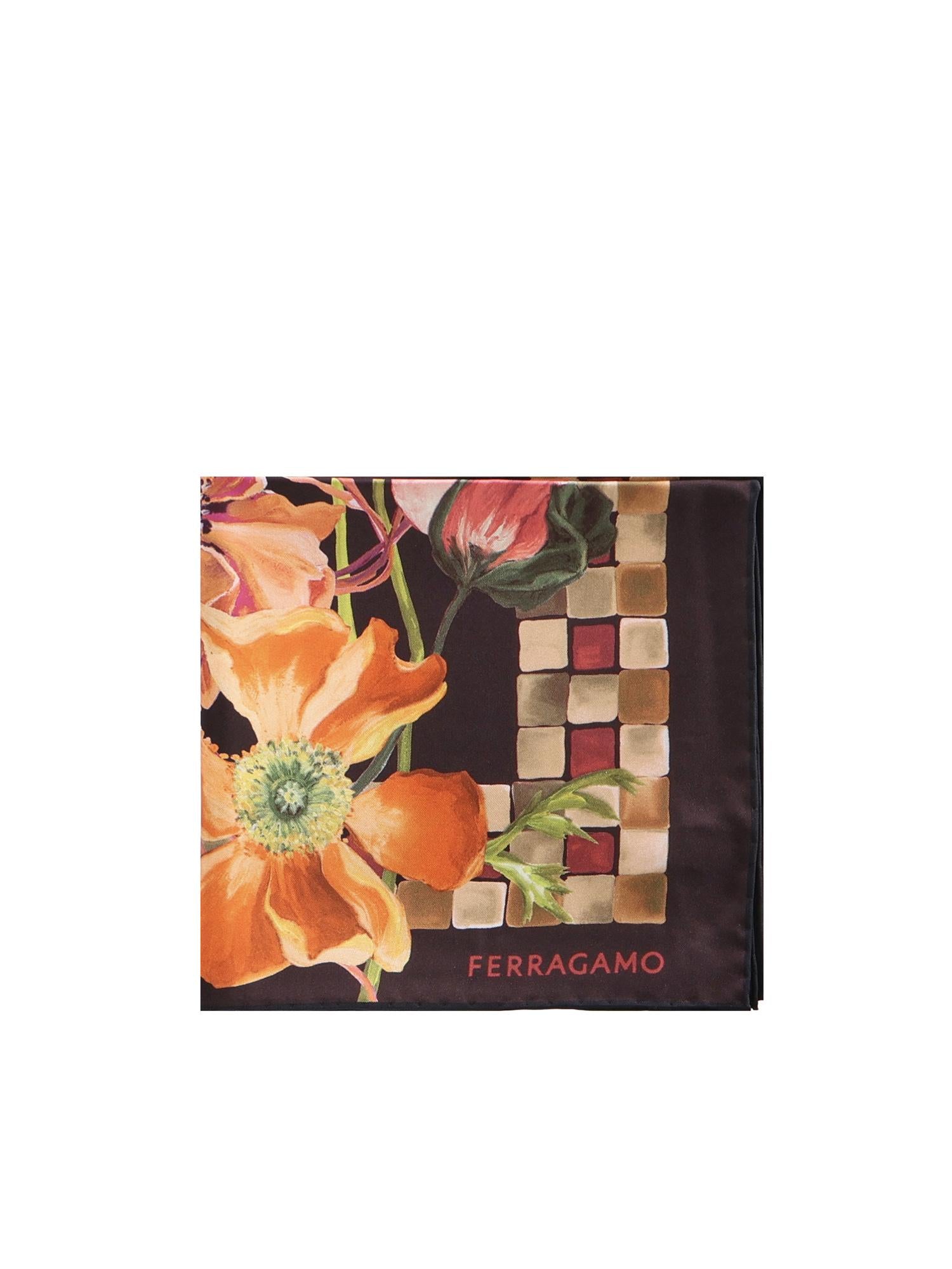 Foulard in seta con stampa 310207 785303002 FERRAGAMO 