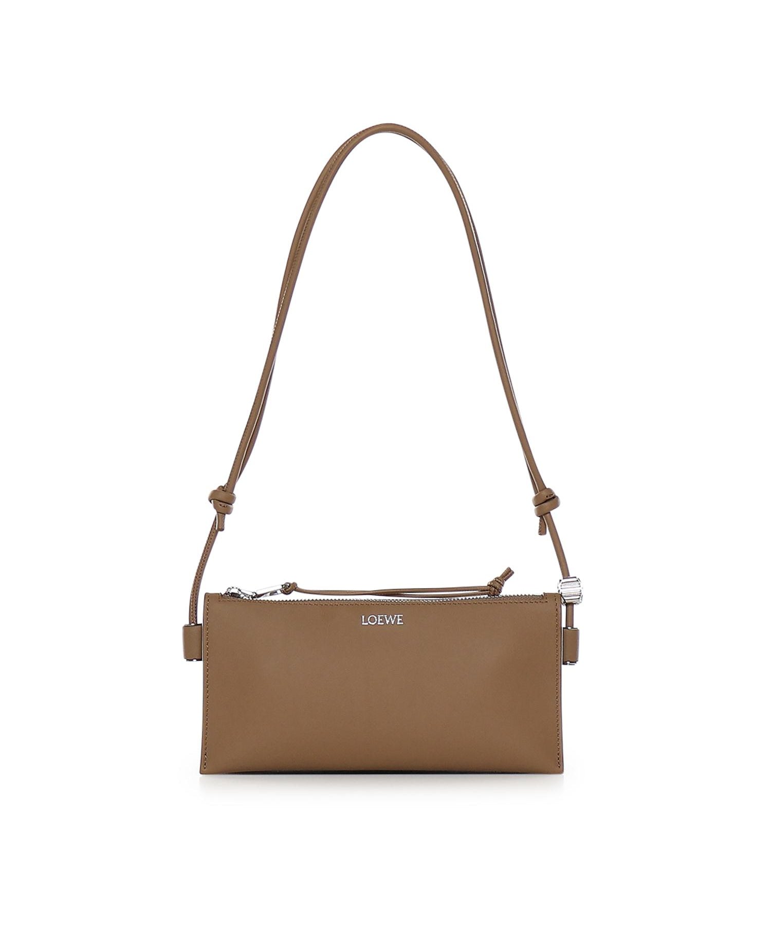 Pouch Joya in nappa di vitello C630R10X03 9579 LOEWE 