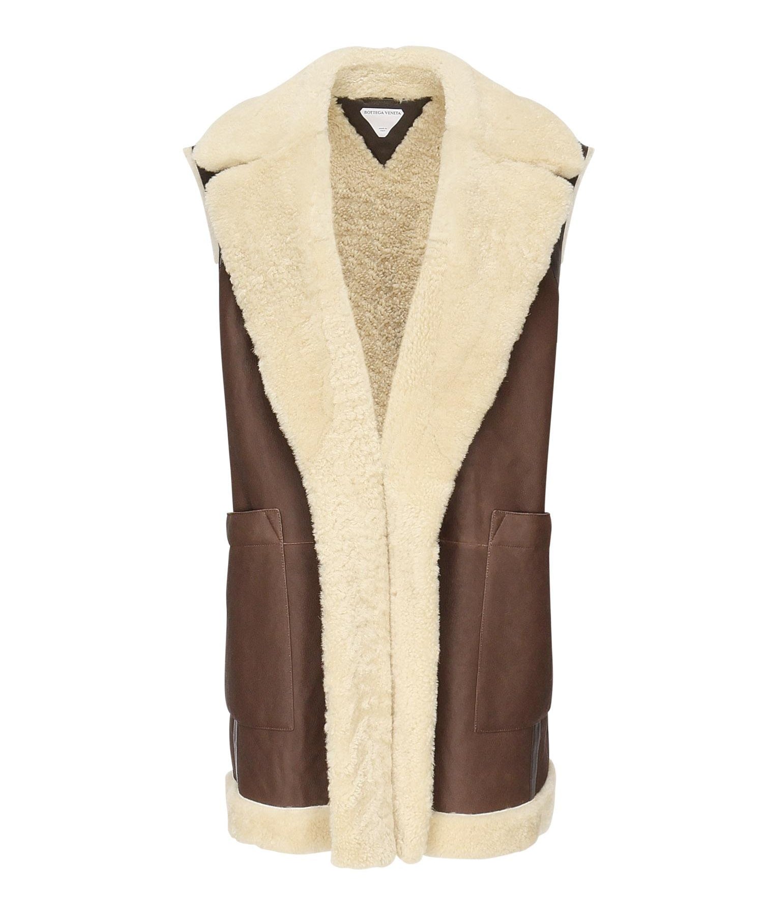 Gilet lungo in pelle e montone<BR/> 832381 V5VK08979 BOTTEGA VENETA 