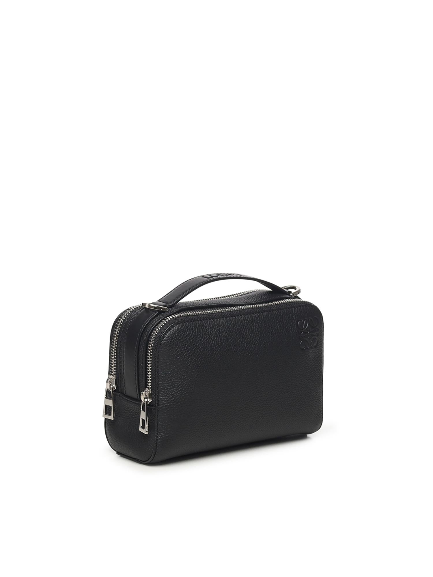 Borsa a tracolla Camera mini in pelle di vitello C660R41X01 1100 LOEWE 