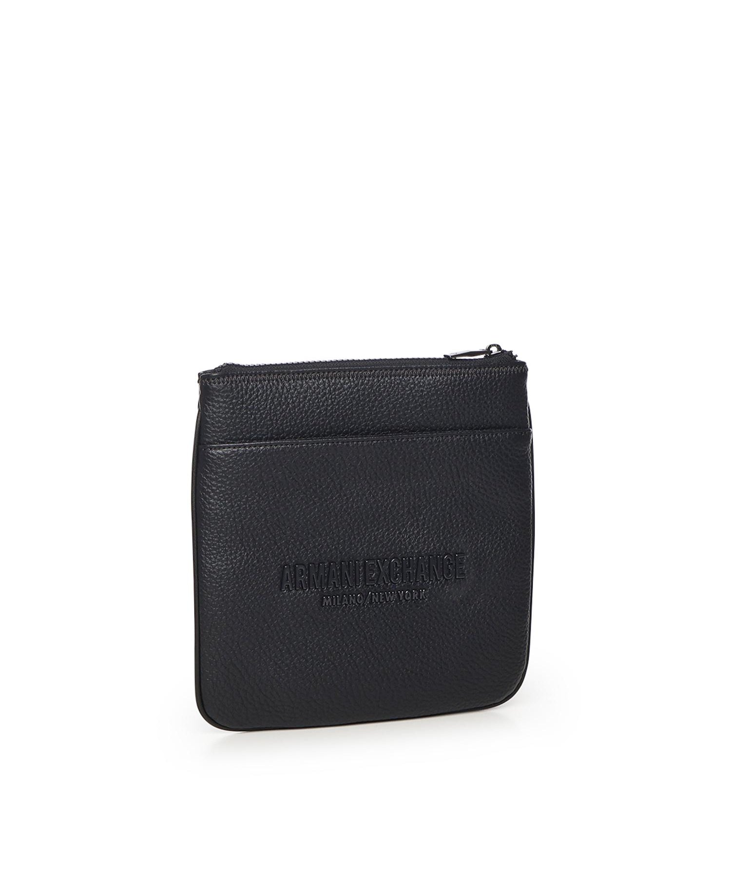 Borsa a tracolla piatta nera in similpelle XM000155 AF11931UB101 ARMANI EXCHANGE 